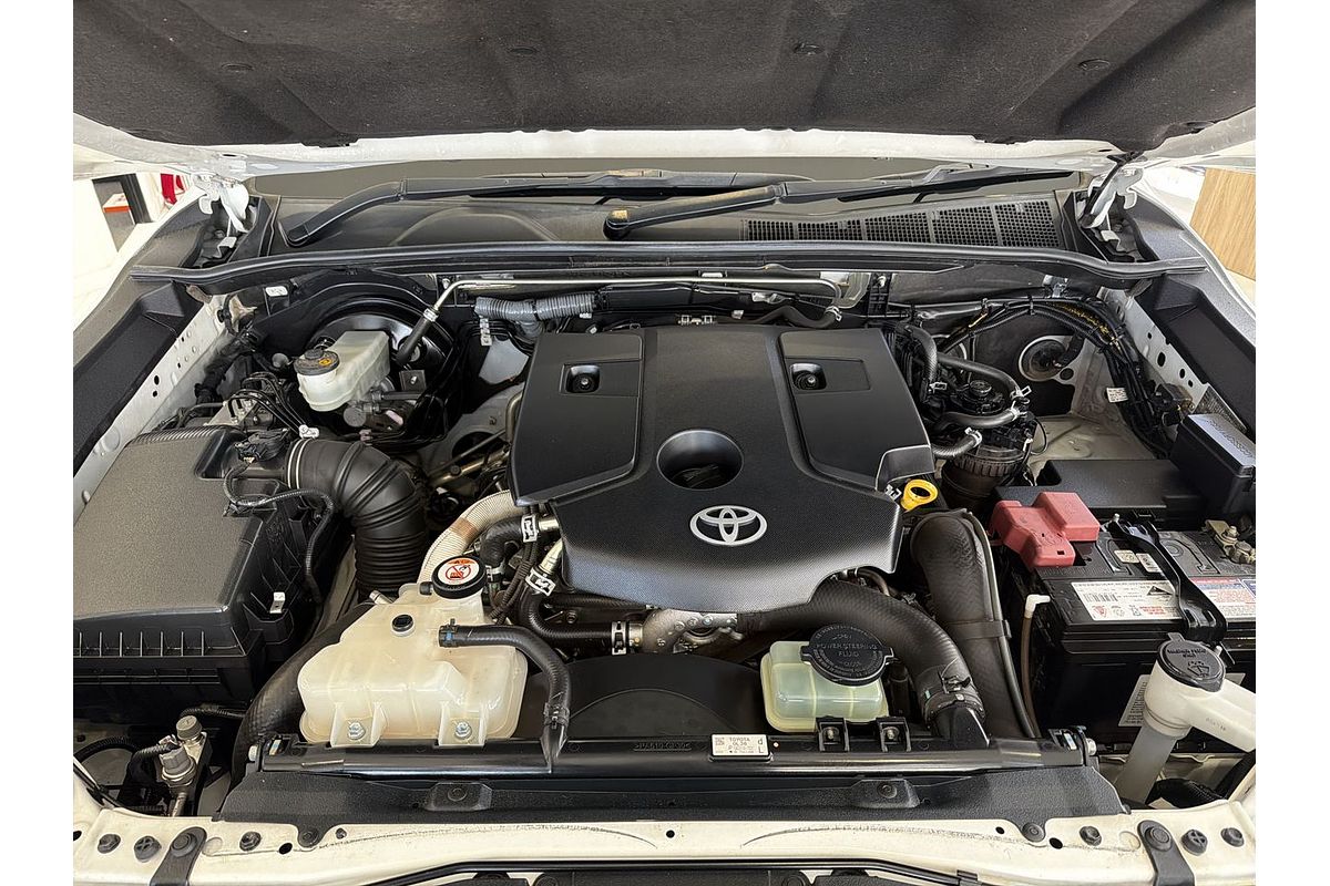 2018 Toyota Hilux SR GUN126R 4X4