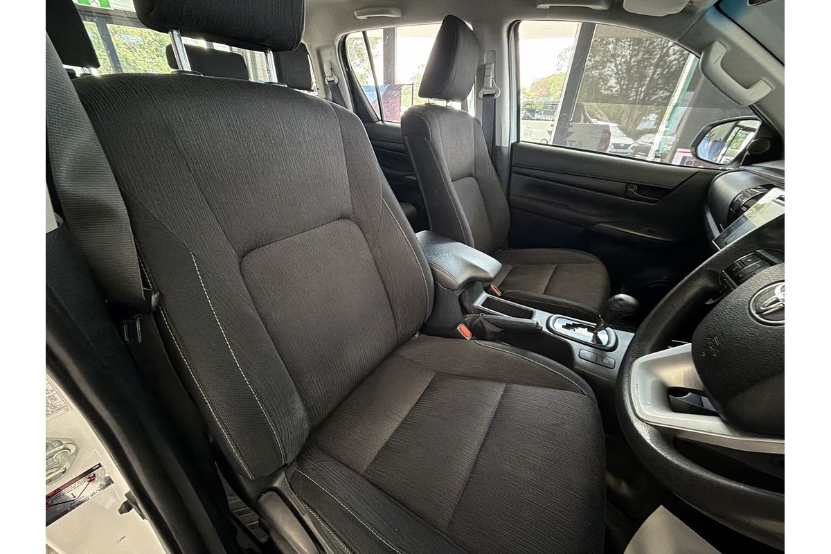 2018 Toyota Hilux SR GUN126R 4X4