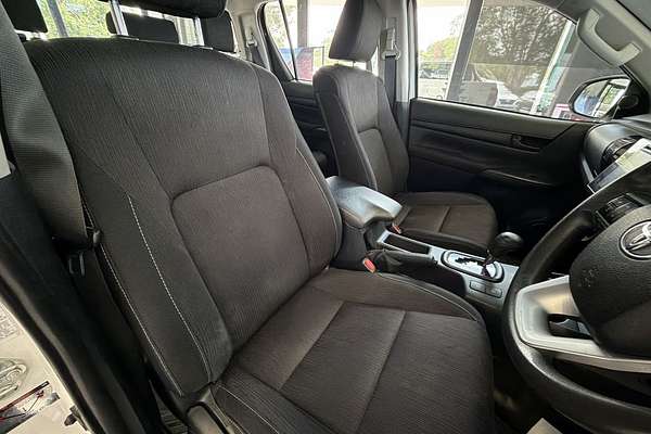 2018 Toyota Hilux SR GUN126R 4X4