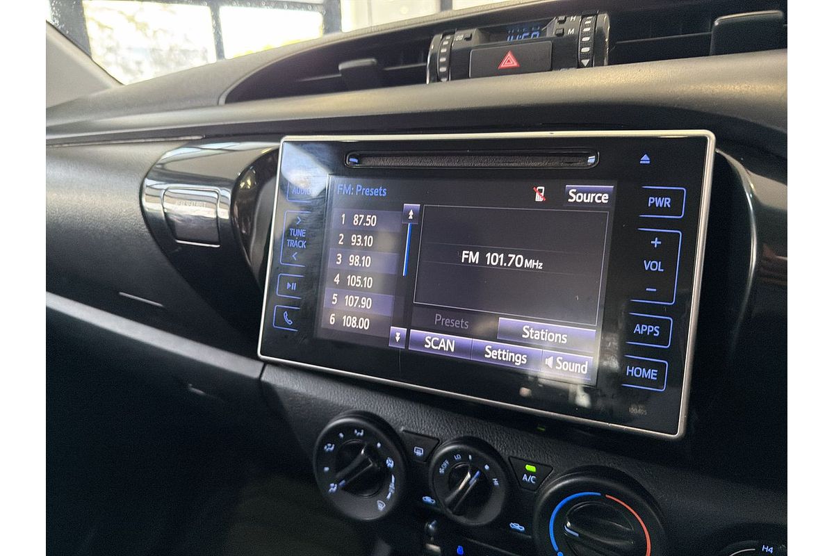 2018 Toyota Hilux SR GUN126R 4X4