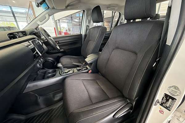 2018 Toyota Hilux SR GUN126R 4X4