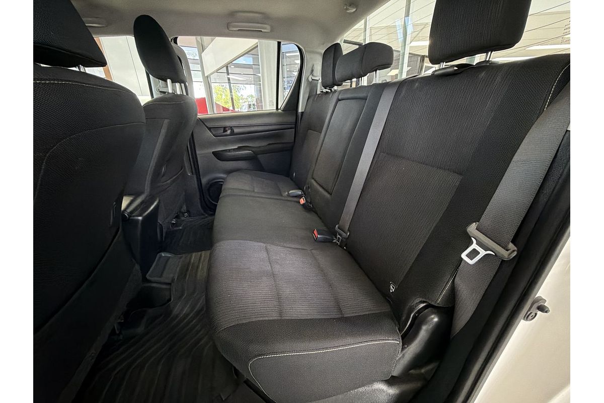 2018 Toyota Hilux SR GUN126R 4X4