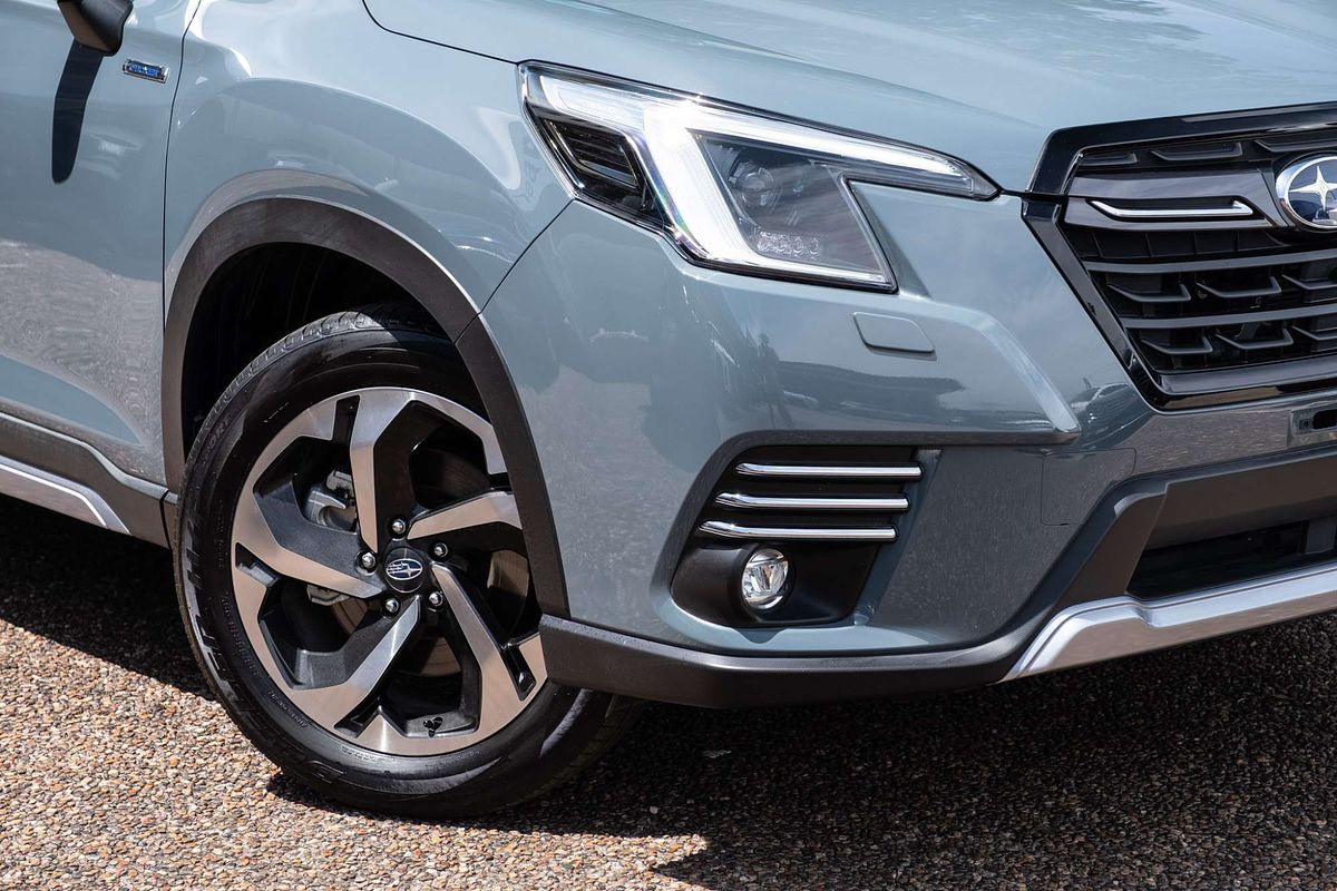 2025 Subaru Forester Hybrid S S5