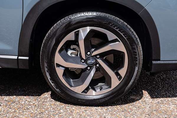 2025 Subaru Forester Hybrid S S5