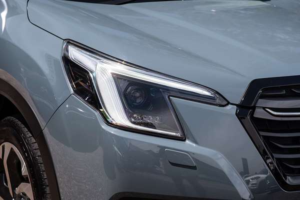 2025 Subaru Forester Hybrid S S5