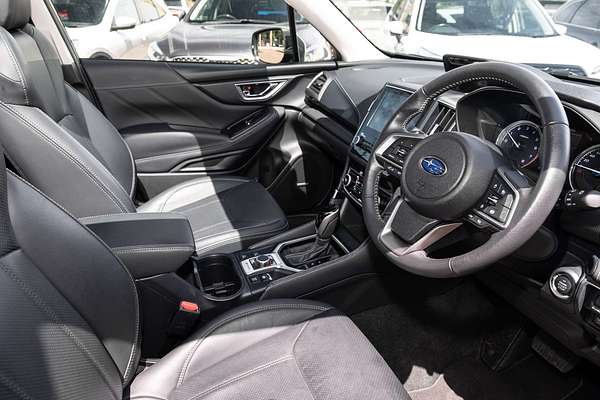 2025 Subaru Forester Hybrid S S5