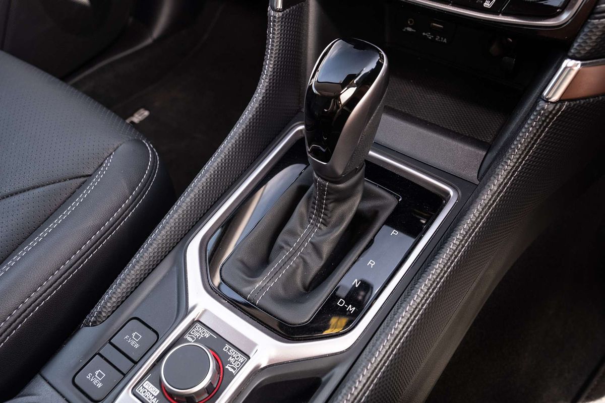 2025 Subaru Forester Hybrid S S5