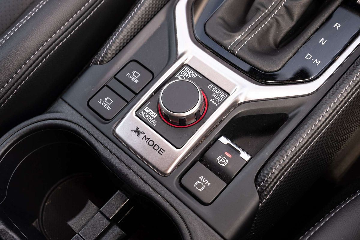 2025 Subaru Forester Hybrid S S5