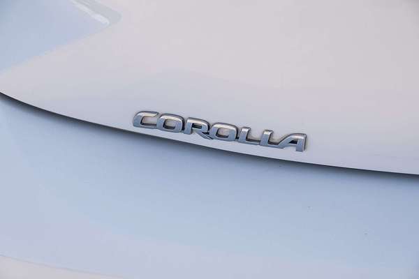 2022 Toyota Corolla Ascent Sport Hybrid ZWE211R