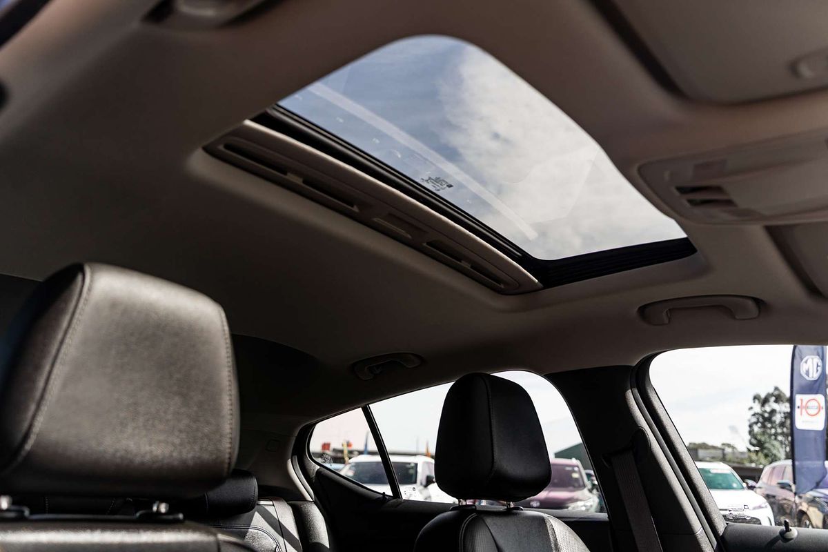 2017 Holden Astra RS-V BK