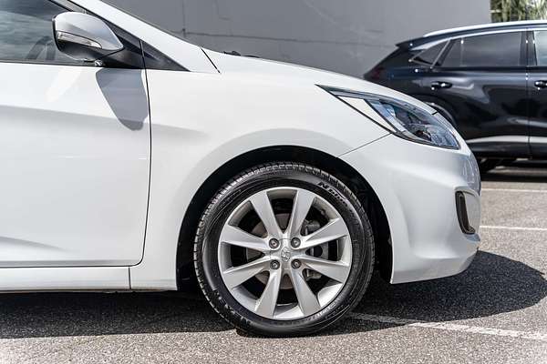 2019 Hyundai Accent Sport RB6