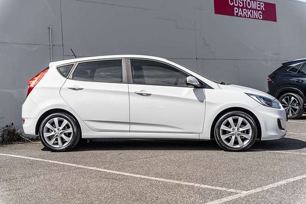 2019 Hyundai Accent Sport RB6