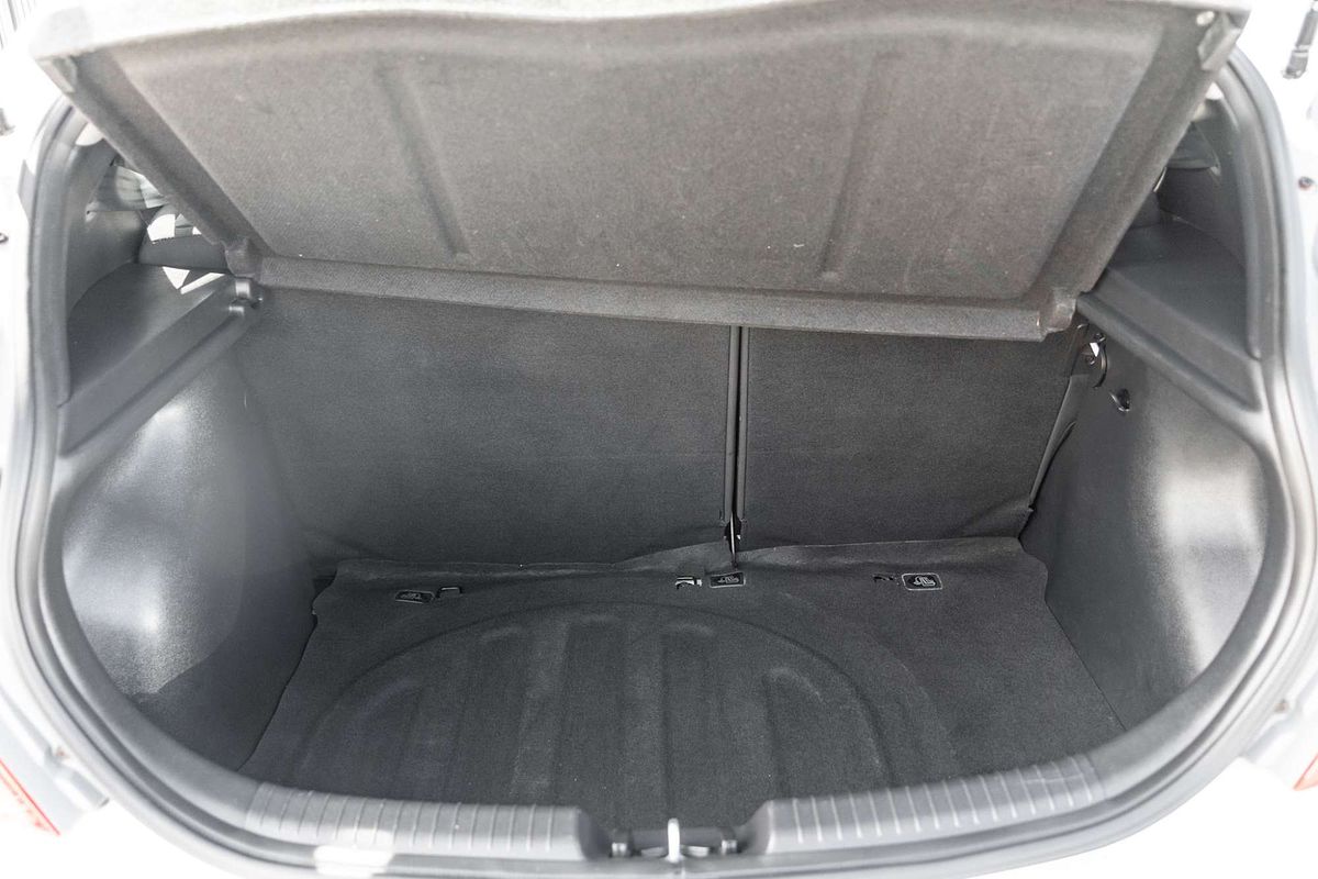 2019 Hyundai Accent Sport RB6