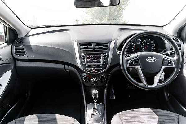 2019 Hyundai Accent Sport RB6