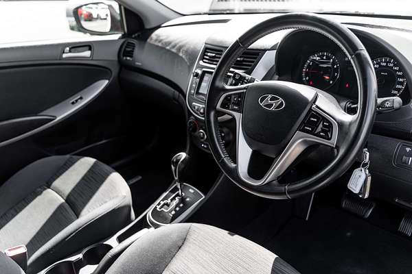 2019 Hyundai Accent Sport RB6