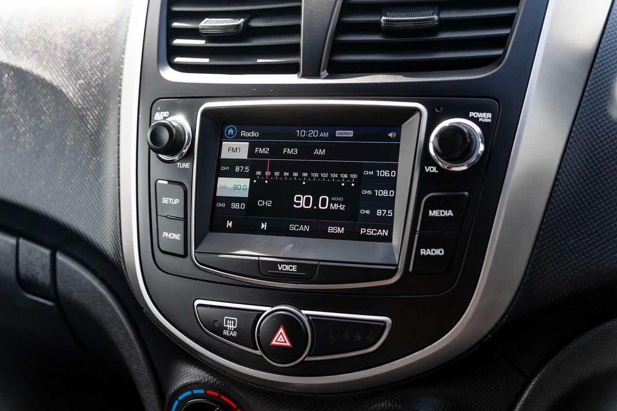 2019 Hyundai Accent Sport RB6