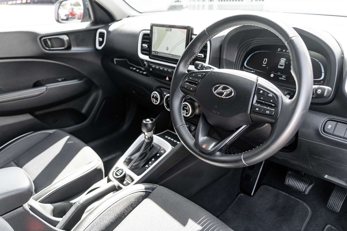 2023 Hyundai Venue Elite QX.V5