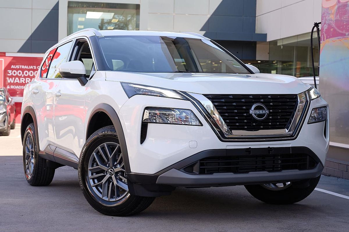 2025 Nissan X-TRAIL ST T33