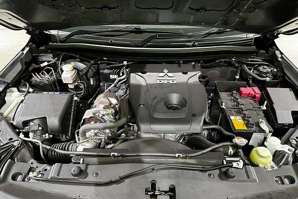 2022 Mitsubishi Triton GLX-R MR 4X4