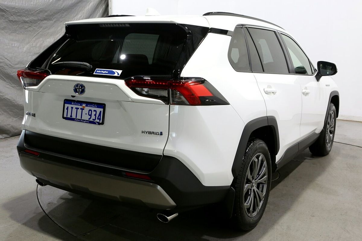 2024 Toyota RAV4 GXL AXAH52R