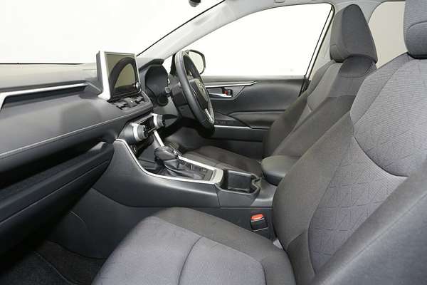 2024 Toyota RAV4 GXL AXAH52R