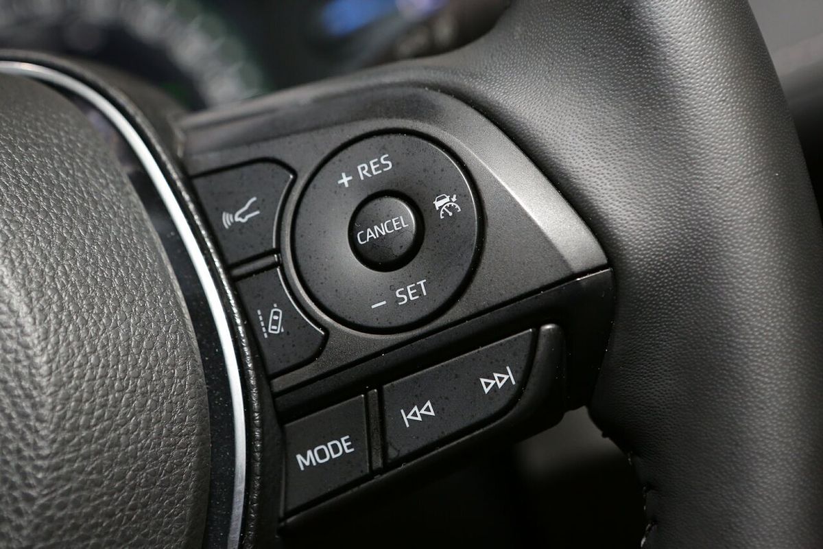 2024 Toyota RAV4 GXL AXAH52R