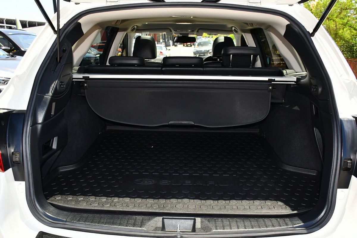 2019 Subaru Outback 2.5i Premium 5GEN