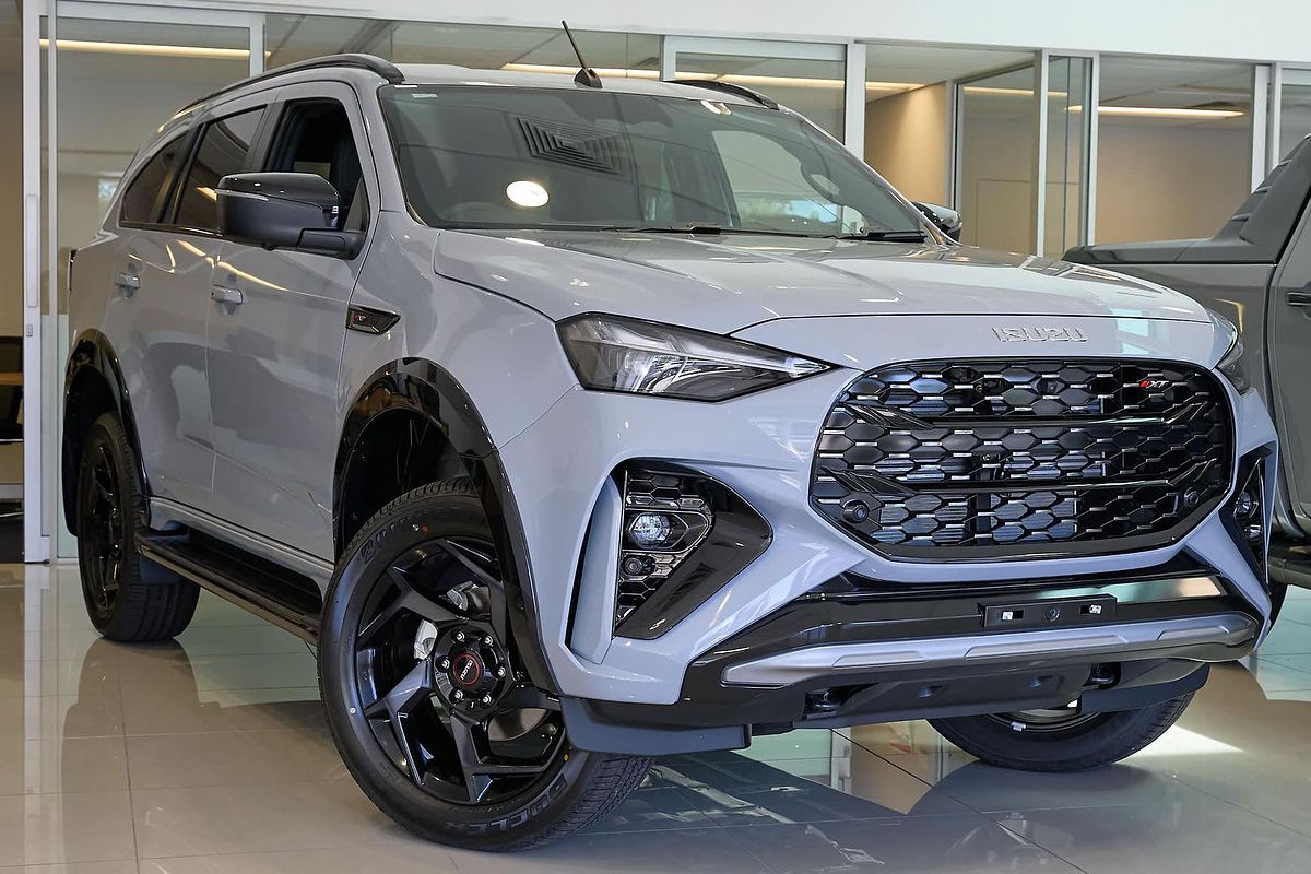 2025 Isuzu MU-X X-TERRAIN