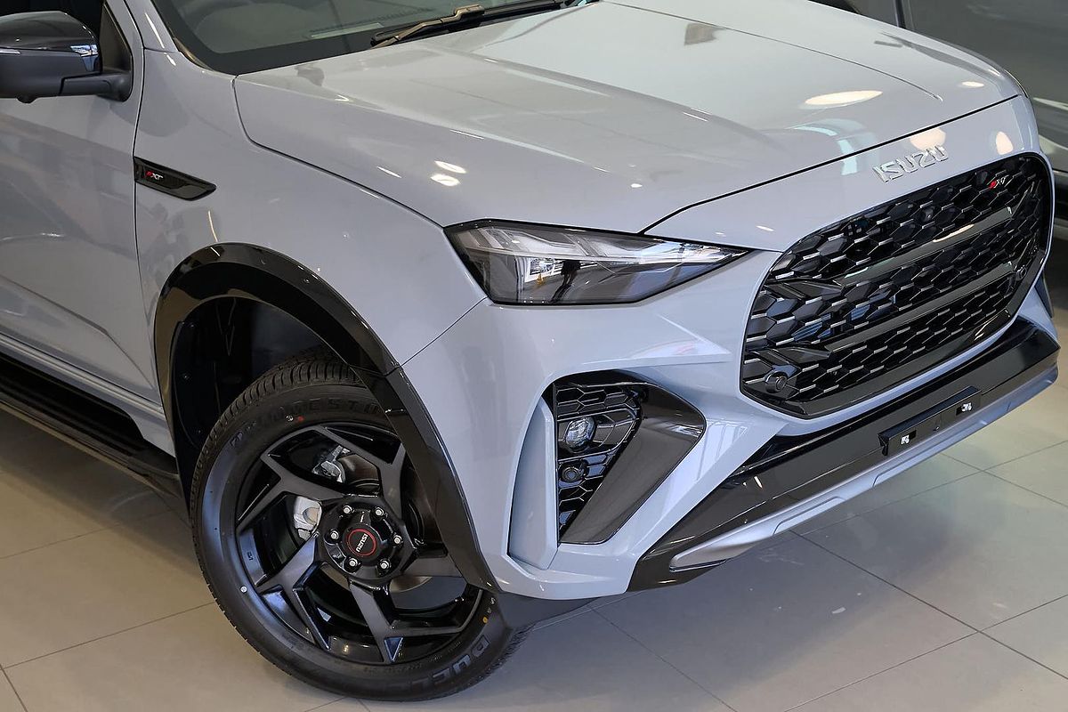 2025 Isuzu MU-X X-TERRAIN