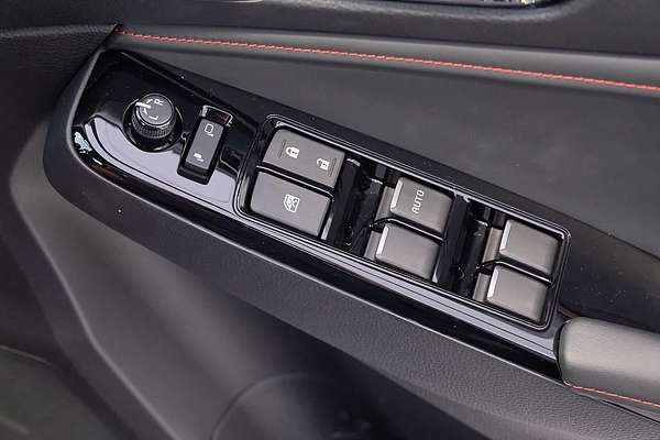 2025 Isuzu MU-X X-TERRAIN