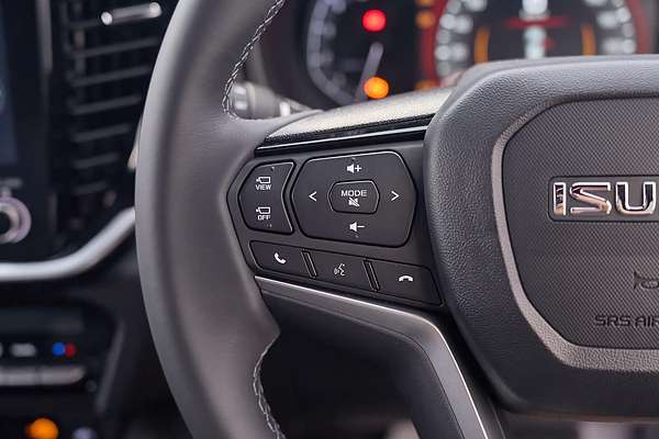 2025 Isuzu MU-X X-TERRAIN