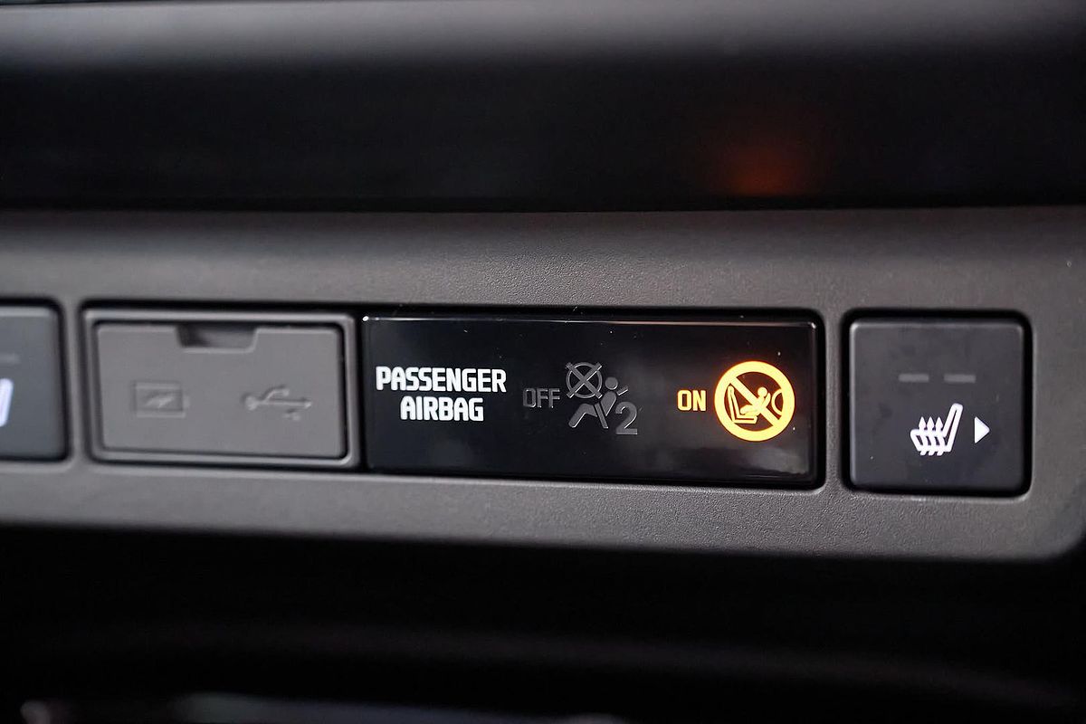 2025 Isuzu MU-X X-TERRAIN