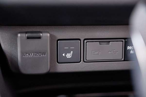 2025 Isuzu MU-X X-TERRAIN