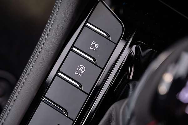 2025 Isuzu MU-X X-TERRAIN