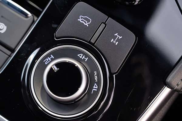 2025 Isuzu MU-X X-TERRAIN