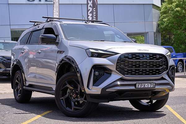 2025 Isuzu MU-X X-TERRAIN