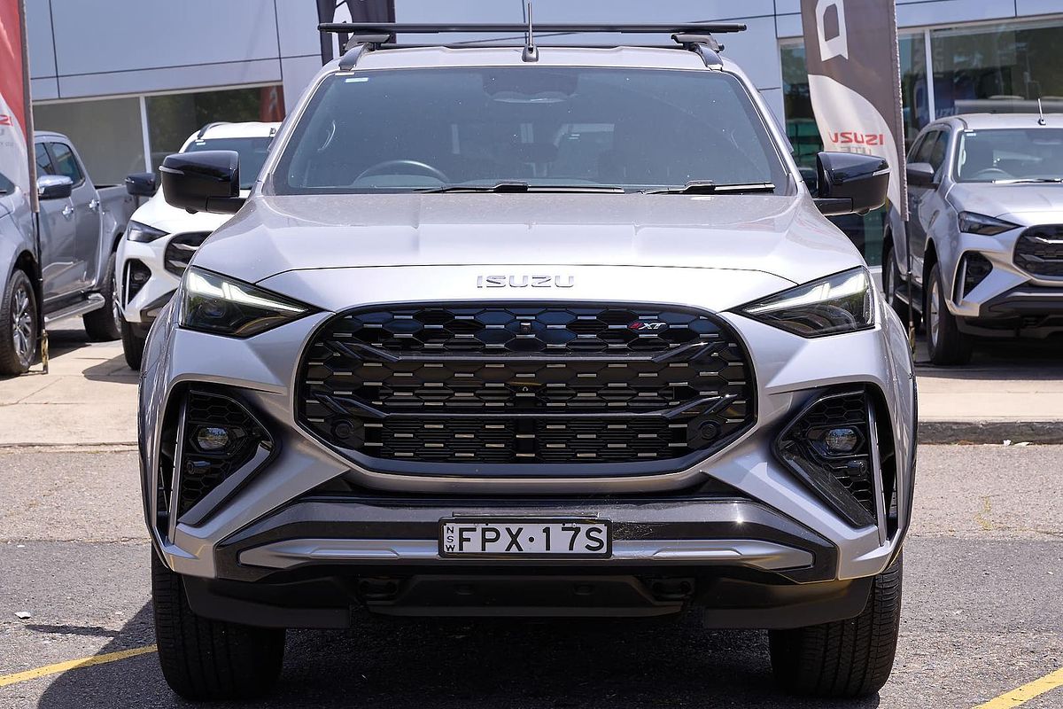 2025 Isuzu MU-X X-TERRAIN