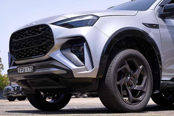 2025 Isuzu MU-X X-TERRAIN