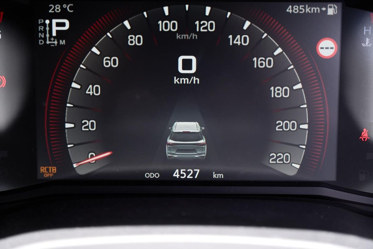 2025 Isuzu MU-X X-TERRAIN