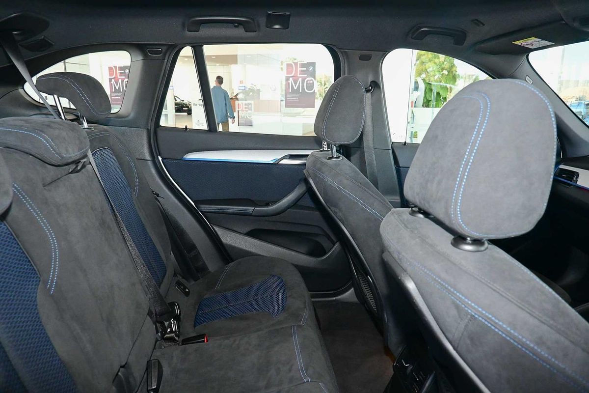 2018 BMW X1 sDrive20i F48