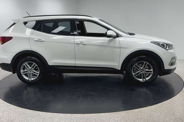 2017 Hyundai Santa Fe Active DM3 Series II