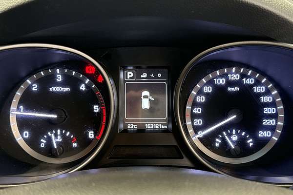 2017 Hyundai Santa Fe Active DM3 Series II