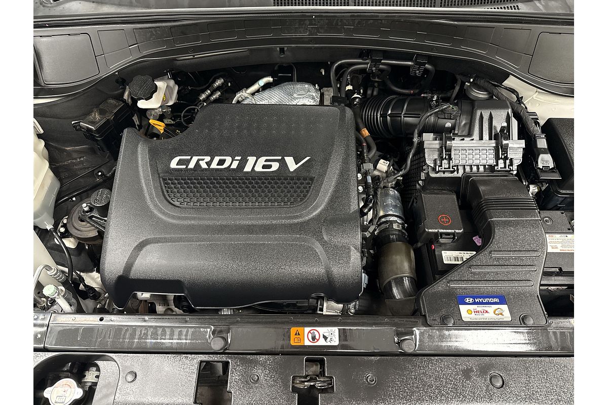 2017 Hyundai Santa Fe Active DM3 Series II