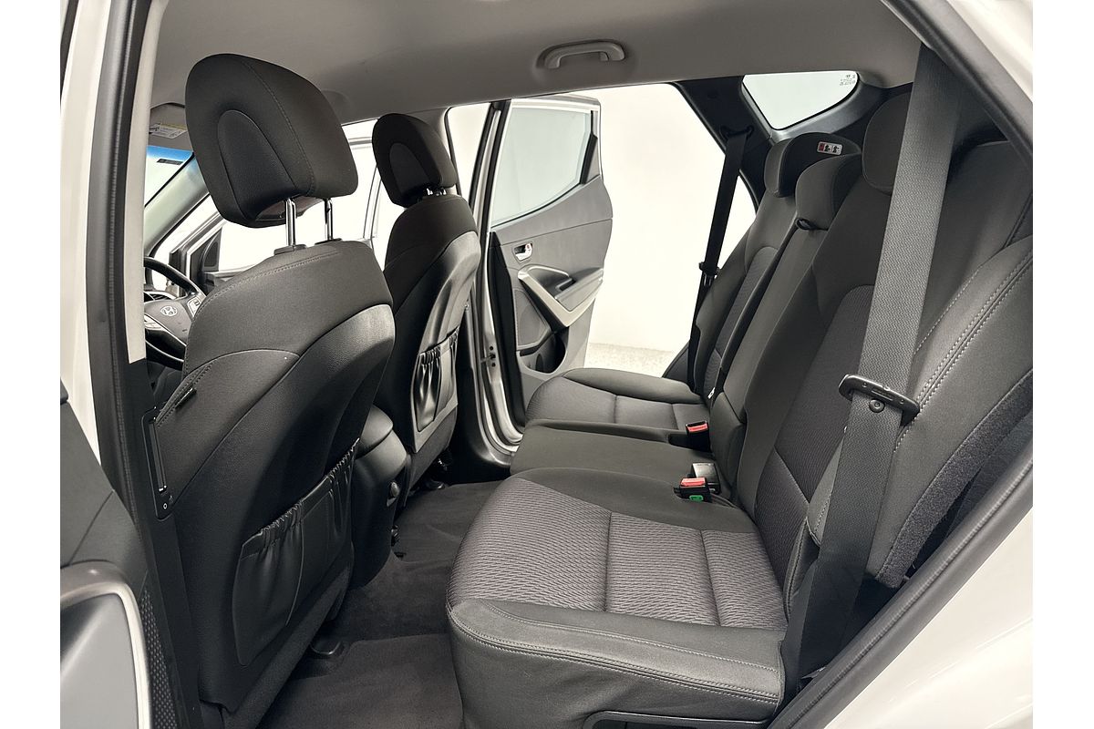 2017 Hyundai Santa Fe Active DM3 Series II