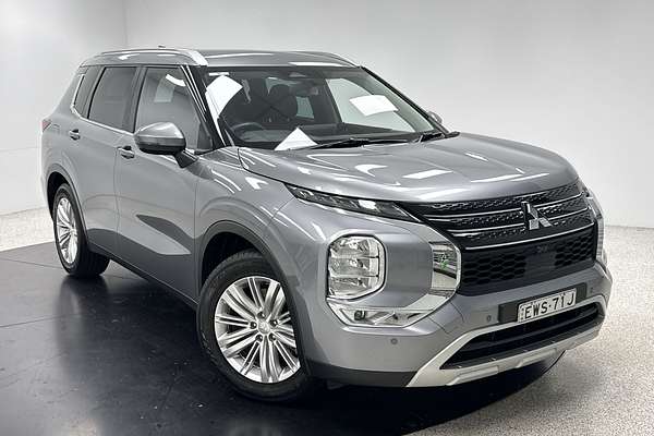 2022 Mitsubishi Outlander LS ZM