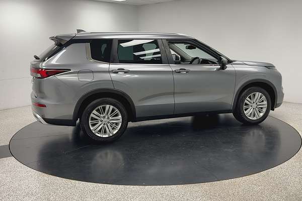 2022 Mitsubishi Outlander LS ZM