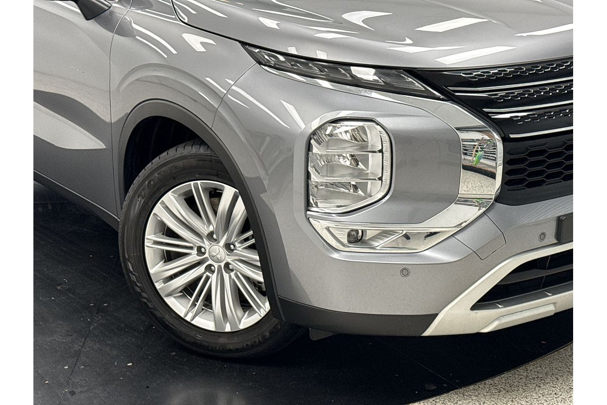 2022 Mitsubishi Outlander LS ZM