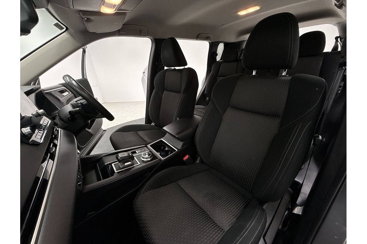 2022 Mitsubishi Outlander LS ZM