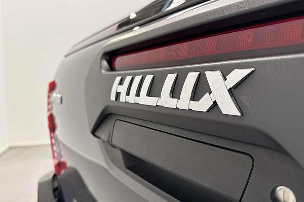 2024 Toyota Hilux Rogue 48V GUN126R 4X4