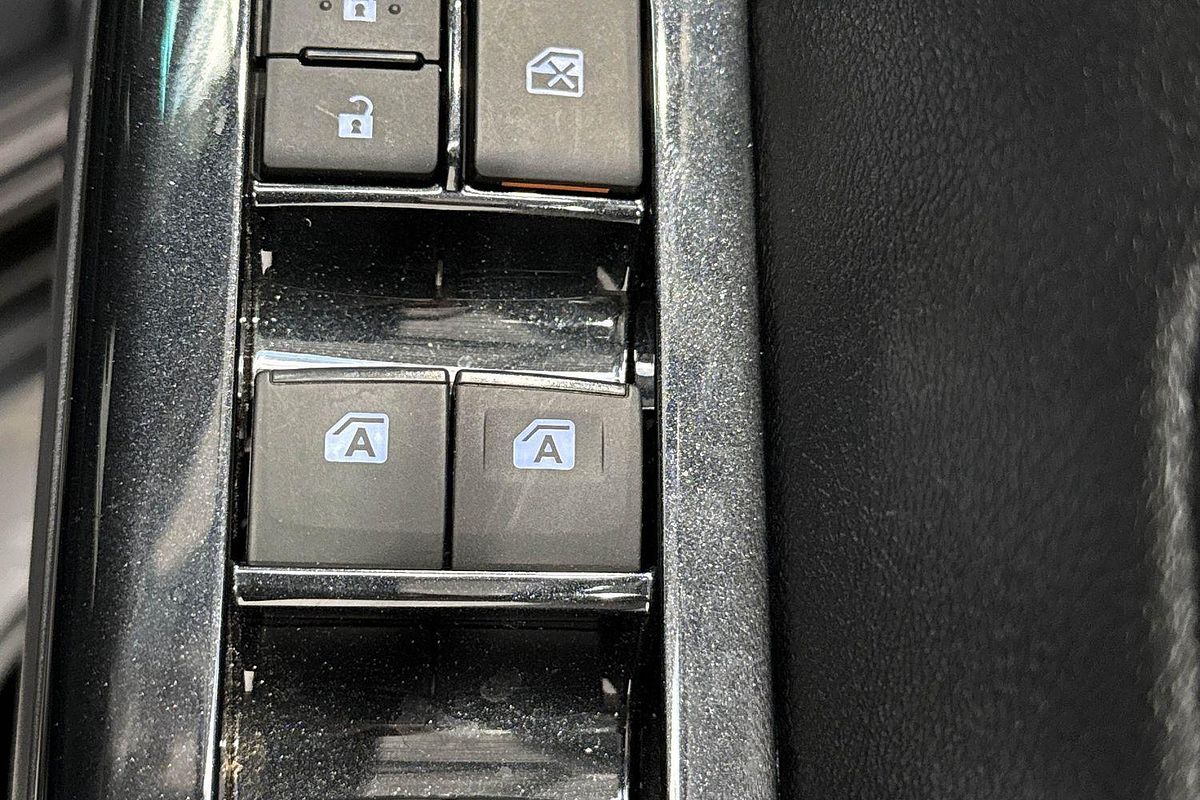 2024 Toyota Hilux Rogue 48V GUN126R 4X4